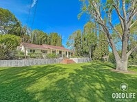 Building Photo - Stunning 3BR Home in Santa Ana with Private  Large Yard, Modern Upgrades & 2-Car Garage