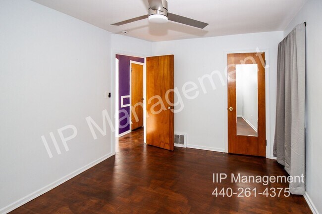 Building Photo - 2420 21st St