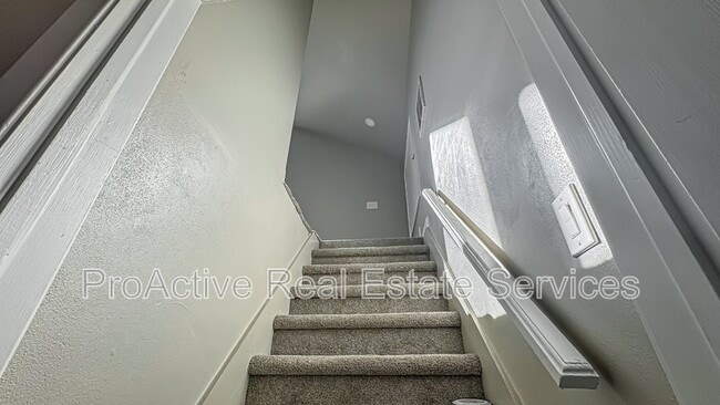 Building Photo - 5100 Shenstone Dr