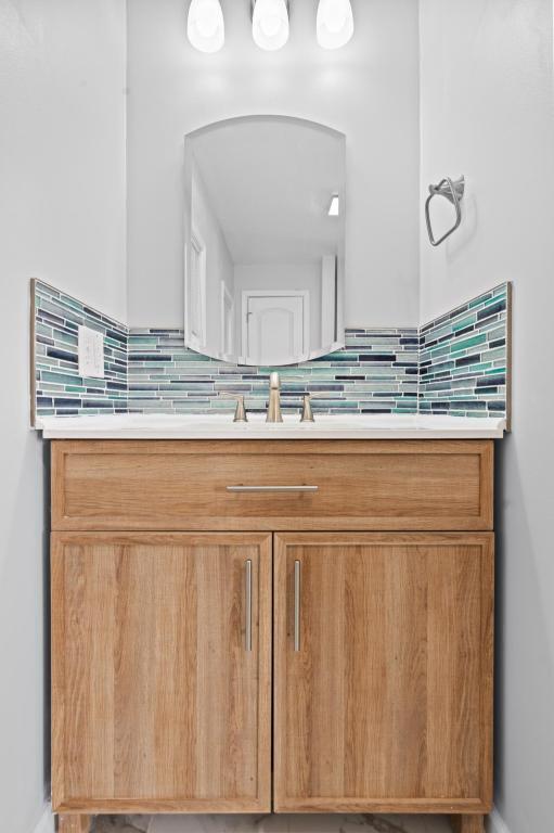 Building Photo - 1009 Lindsay St