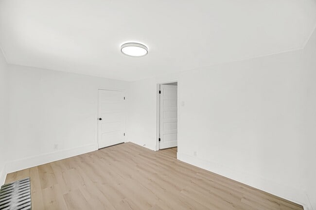 Building Photo - 1211 Euclid Ave