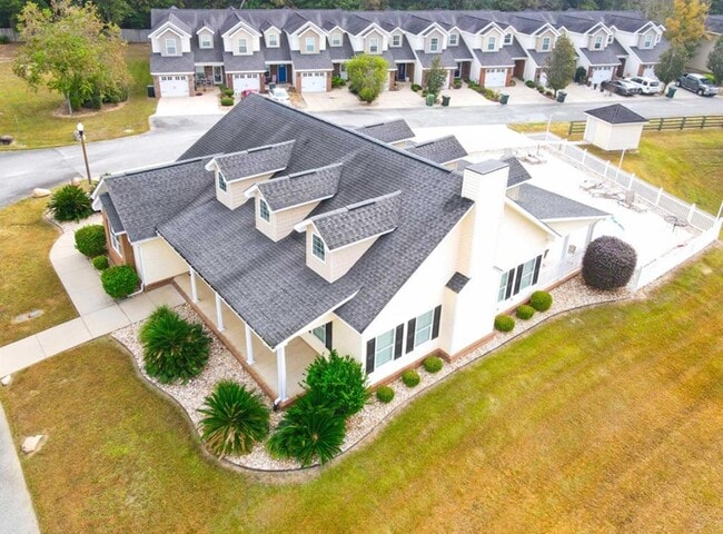 Building Photo - 164 Kenley Ln