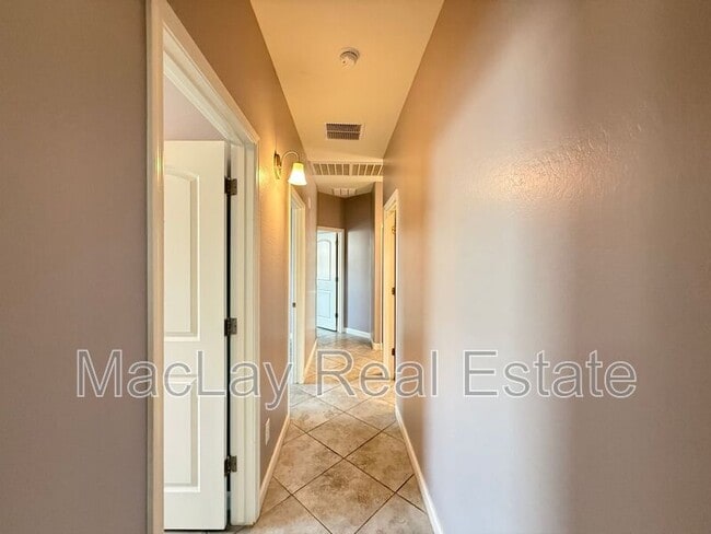 Building Photo - 23849 W Tamarisk Ave