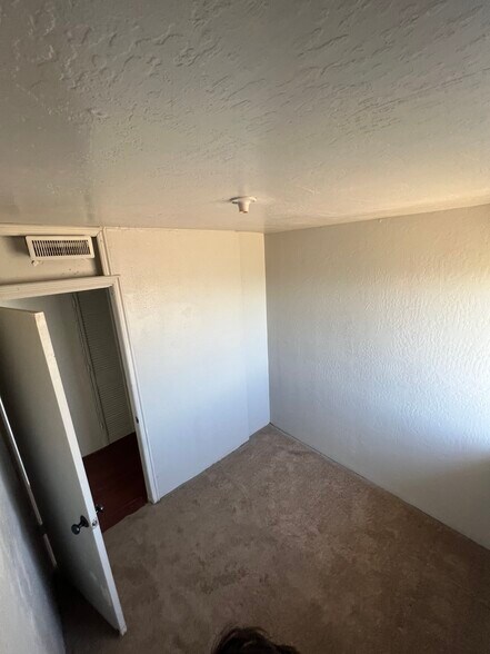 Building Photo - 7154 N 3000 W