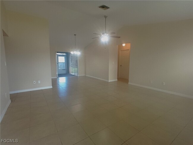 Building Photo - 1138 SE 19th Ln