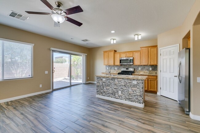 Primary Photo - GORGEOUS 2 STORY HOME*4 BEDROOMS*TONS OF U...