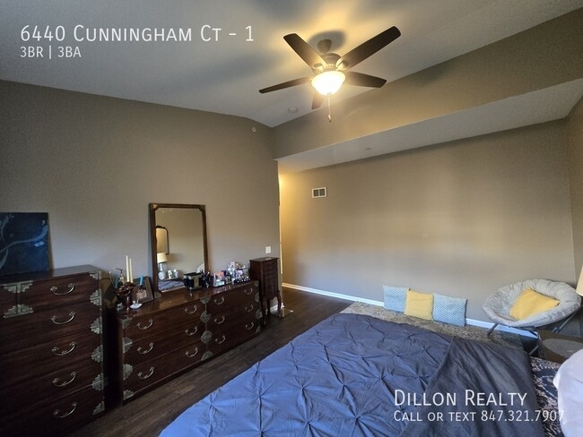 Building Photo - 6440 Cunningham Ct