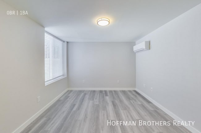 Building Photo - High Street Apartments