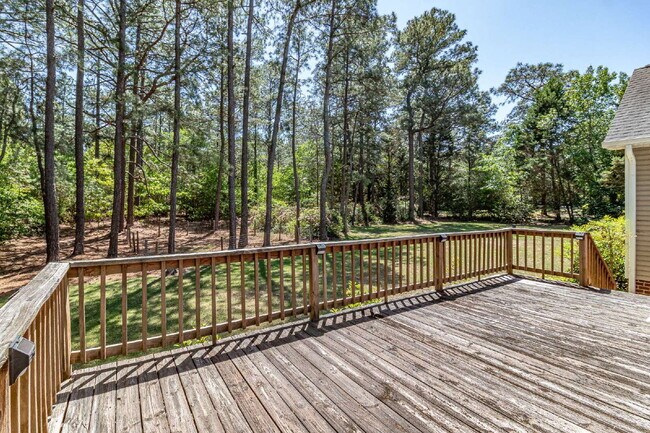 Building Photo - Stunning & Spacious Home in Walnut Hill! 4 Bedrooms | 4 Bathrooms w/ Lawn Care and Trash Service ...