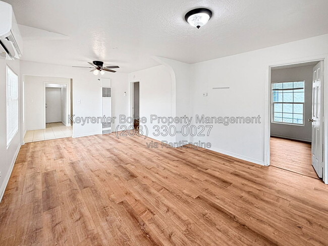 Building Photo - 103 N Dewey Ave