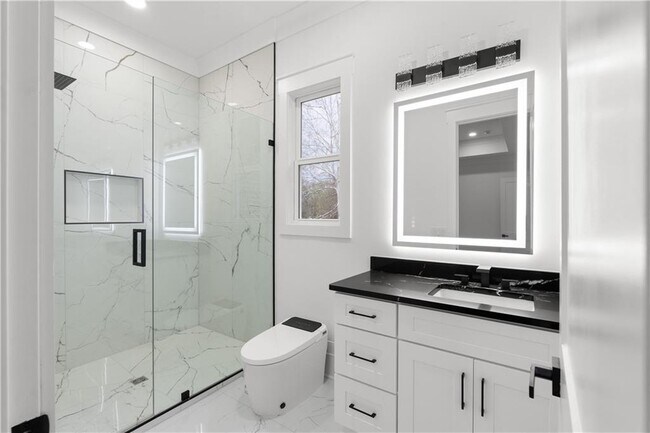 Building Photo - 409 Thunder Rd