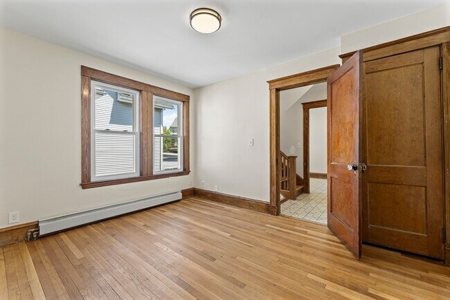 Building Photo - 46 Dartmouth St