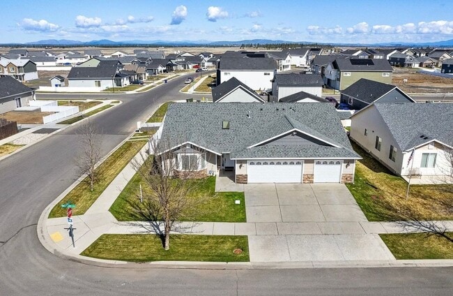 Building Photo - 13440 W Whitetip Ave
