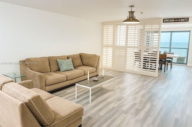 Primary Photo - 6345 Collins Ave