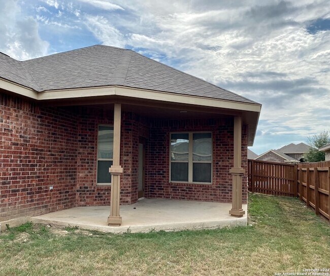 Building Photo - 8634 Shady Mountain