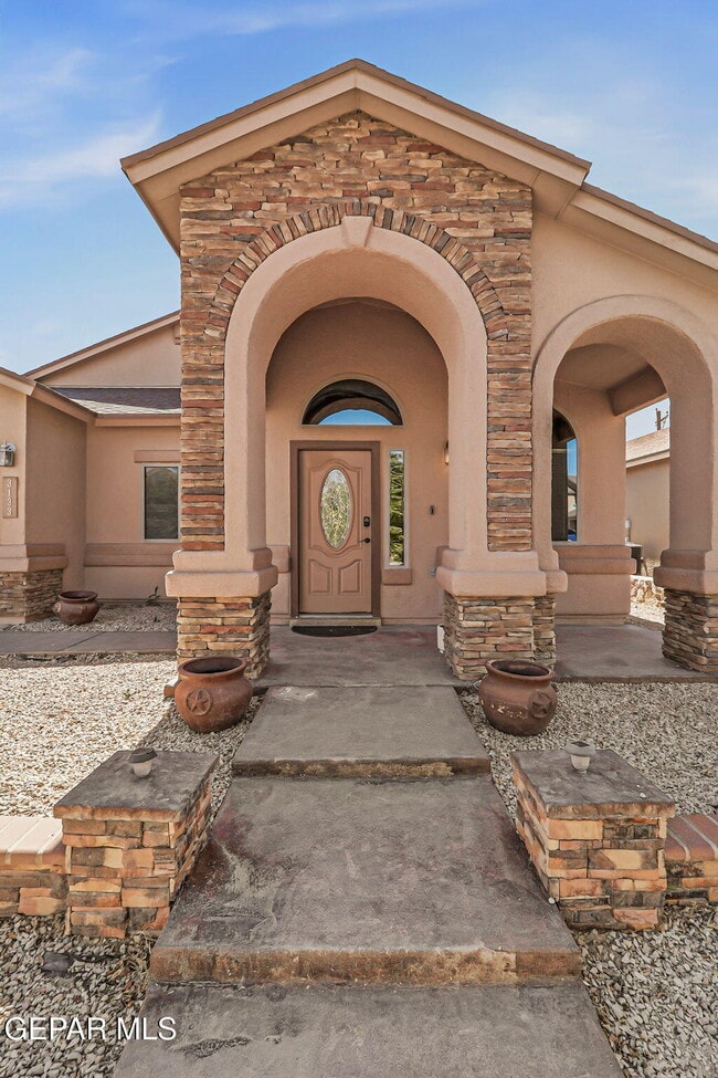 Building Photo - 3133 Clearbrook