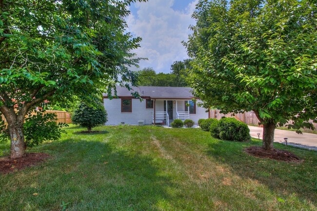 Building Photo - 141 Dodge Dr