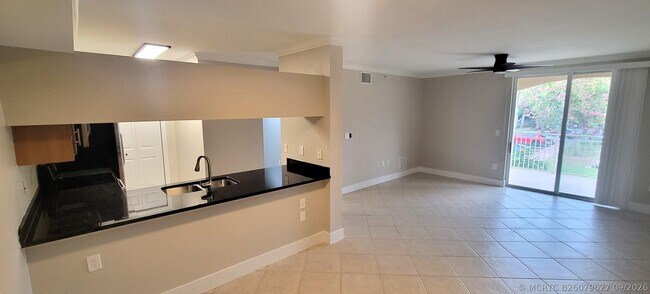 Building Photo - 6418 Emerald Dunes Dr