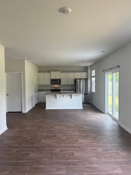 Building Photo - 358 Feldspar Ln