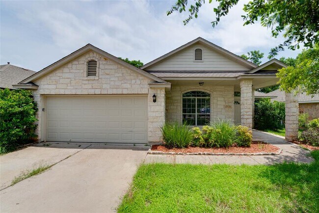 Building Photo - 3108 Lynnbrook Dr
