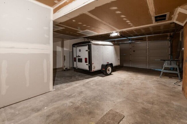 Building Photo - 2797 W 5500 S