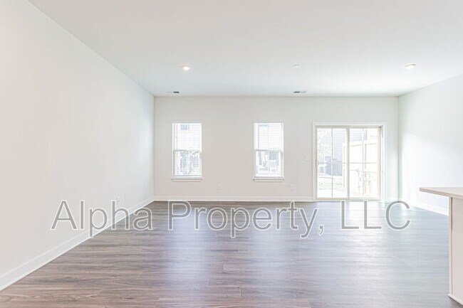 Building Photo - 130 Eagle Wood Dr