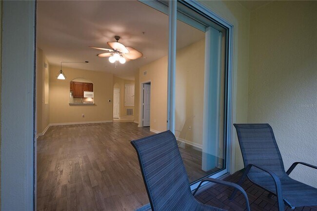 Building Photo - 6335 Contessa Dr