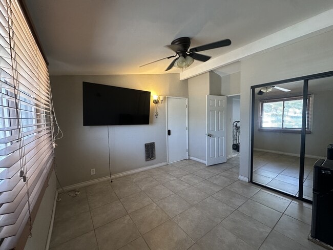 Building Photo - 9622 Stonybrook Dr