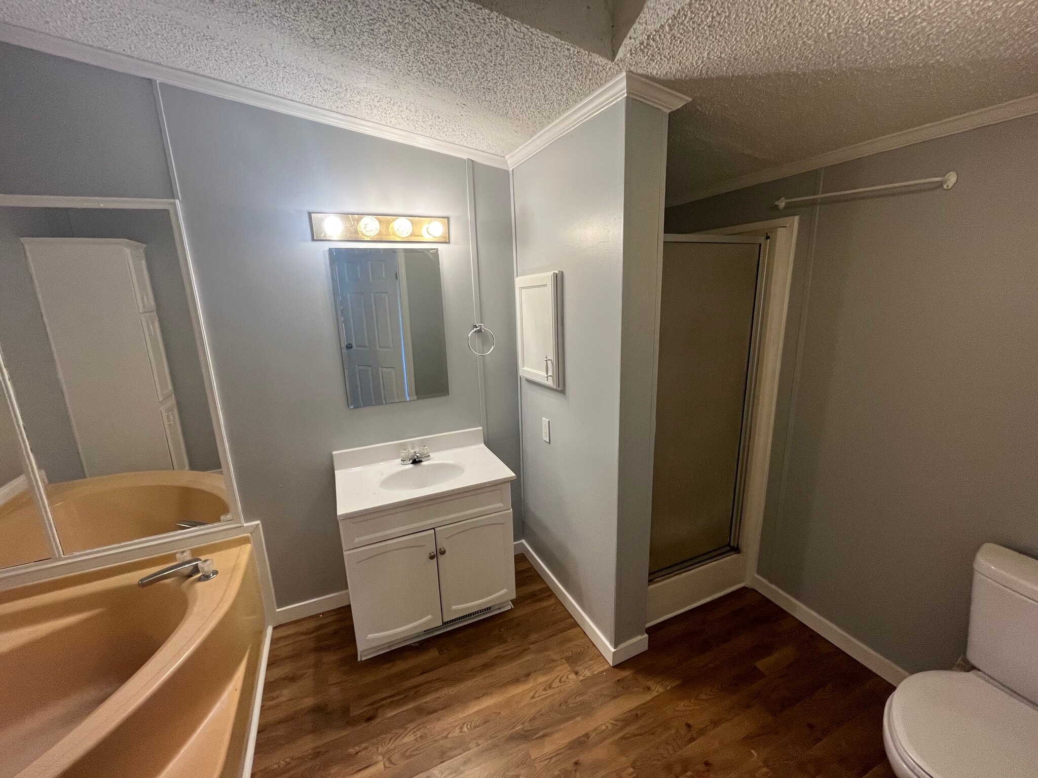 Building Photo - 1802 E Willard St