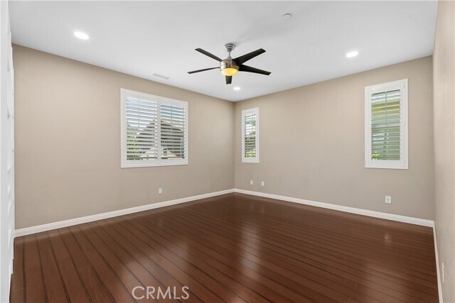 Building Photo - 135 Sparrow