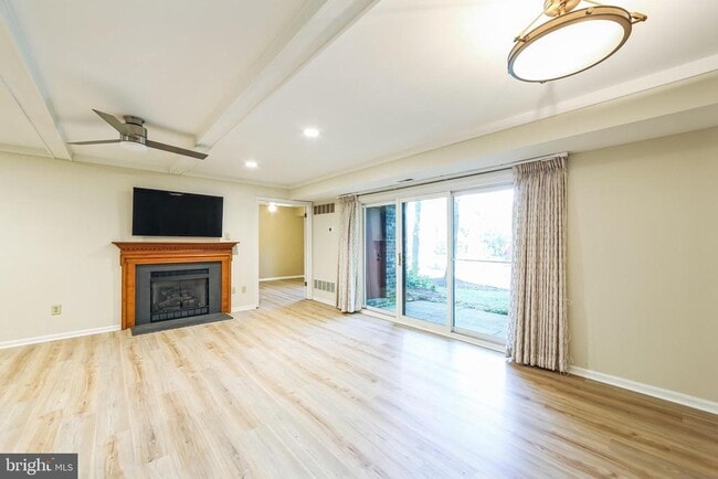 Building Photo - 1804 Mountainview Dr