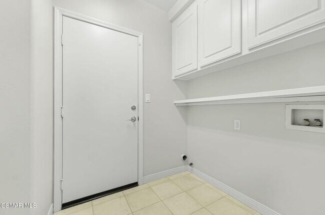 Building Photo - 409 Calle Veracruz