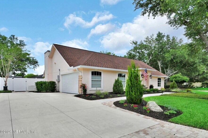 Building Photo - 4795 Wandering Pines Trail S