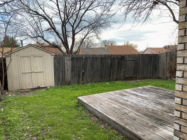 Building Photo - 2406 Sunflower Dr
