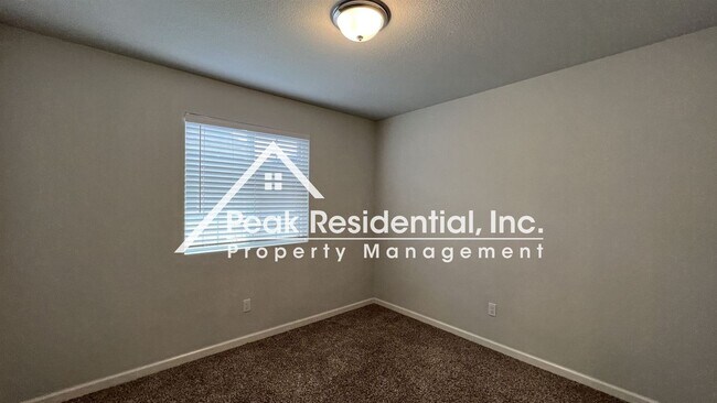 Building Photo - 3 br, 2.5 bath House - 8084 Weeping Willow Ln