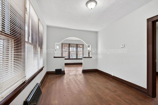 Building Photo - 5944 Thekla Ave