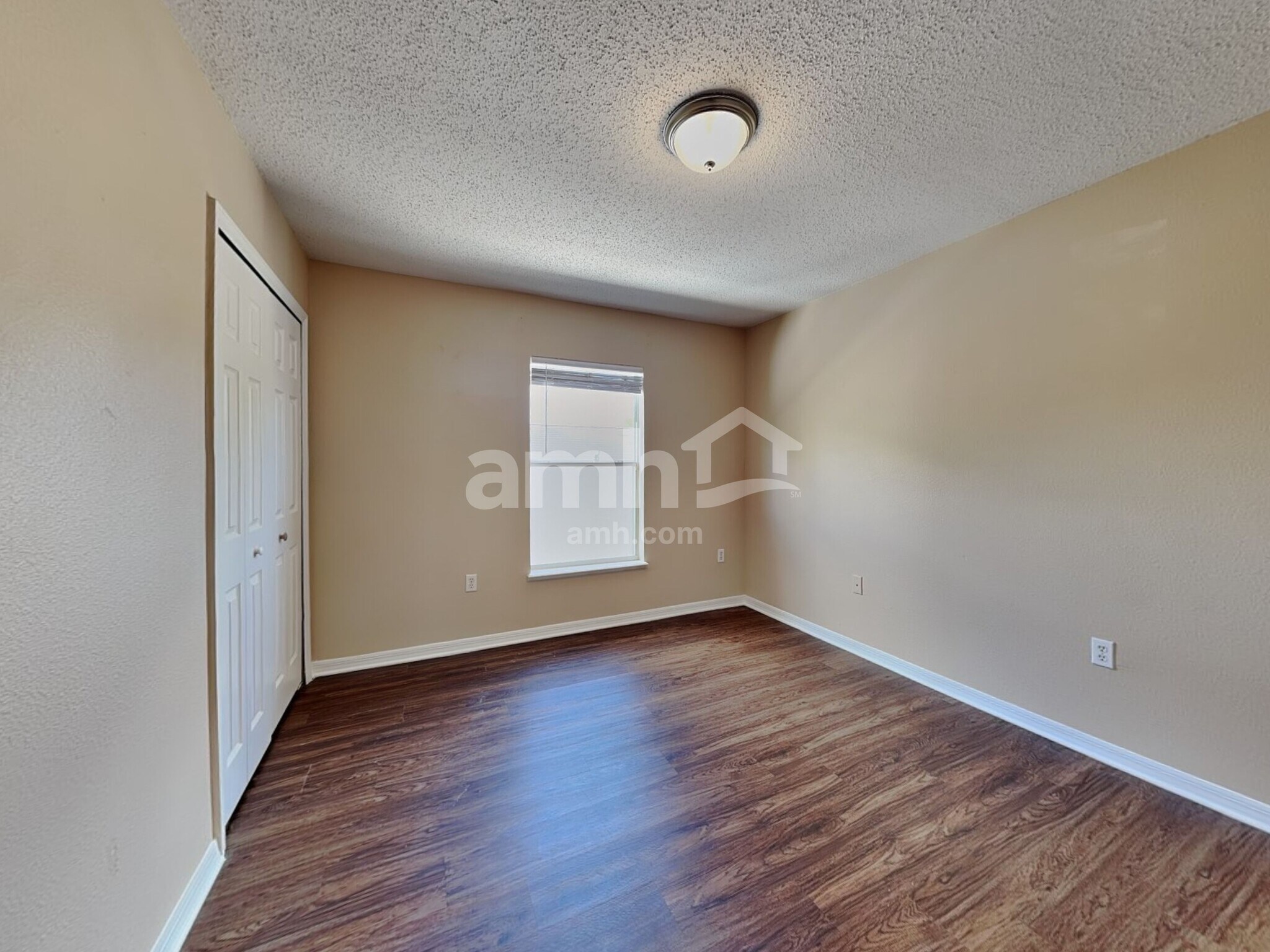 Building Photo - 934 Brenton Leaf Dr