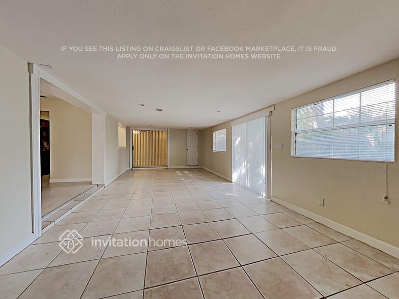 Building Photo - 1375 Guinevere Dr