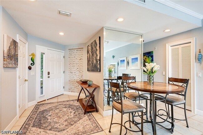 Building Photo - 4530 Gulf Shore Blvd N