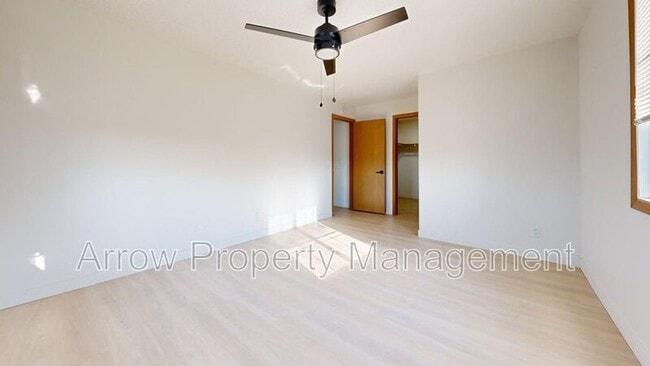 Building Photo - 2141 Xavier St