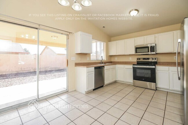 Building Photo - 11311 W Alice Ave