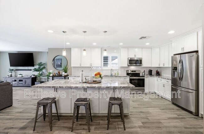 Building Photo - 4607 N 82nd St