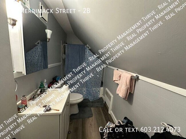 Building Photo - 381 Merrimack St