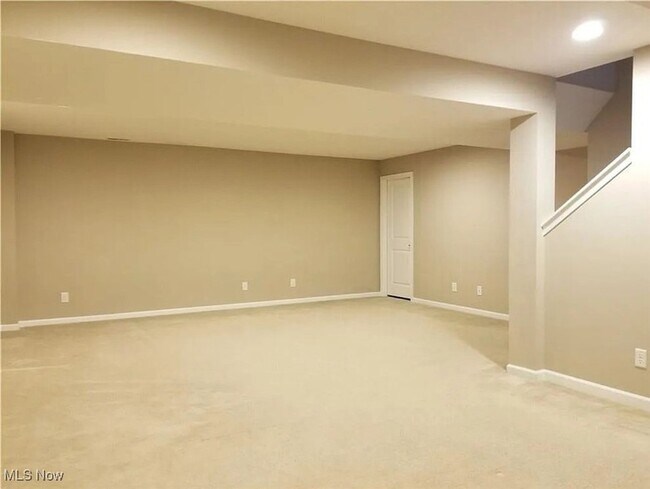 Building Photo - 5055 Lake Forest Dr