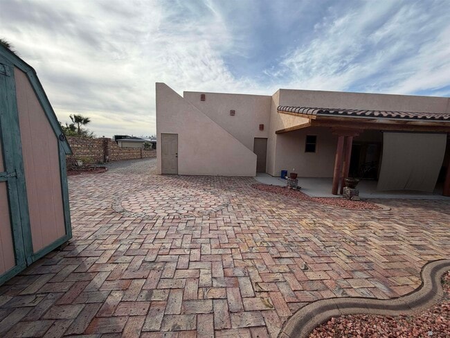 Building Photo - 14341 E 54th St