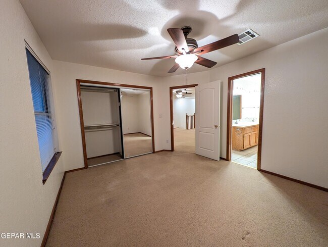 Building Photo - 11820 Pueblo Seguro Way