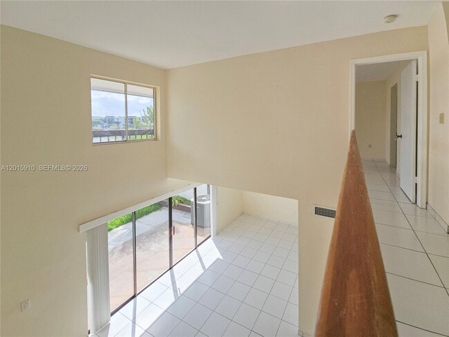 Building Photo - 1341 SW 124th Ct