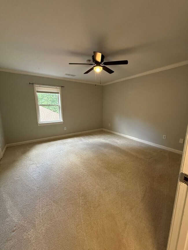 Building Photo - 7434 Newmans Ln