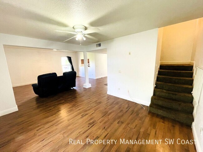 Building Photo - 7493 Pebble Beach Rd