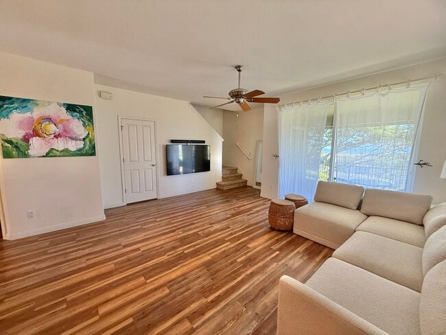 Building Photo - Partially Furnished 3 Bedroom / 2.5 Bathroom Townhome for Rent in Iliahi at Kehalani!